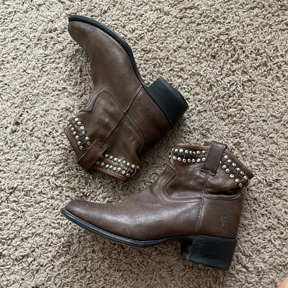 Frye Diana Cut Stud Short Boots Booties Western Cowgirl brown sz 8 - Picture 6 of 13